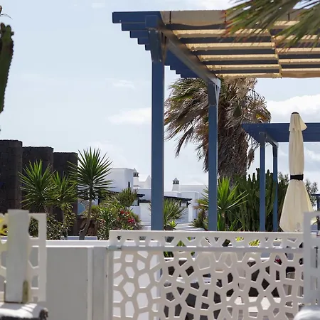 En Lanzarote Afrika Zen ベッド・アンド・ブレックファスト ヤイサ