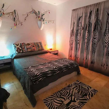 Oda ve Kahvaltı En Lanzarote Afrika Zen